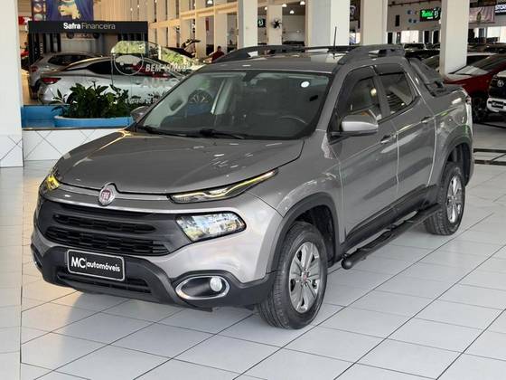 FIAT TORO 1.8 16V EVO FLEX FREEDOM AT6 FIAT TORO 1.8 16V EVO FLEX FREEDOM AT6